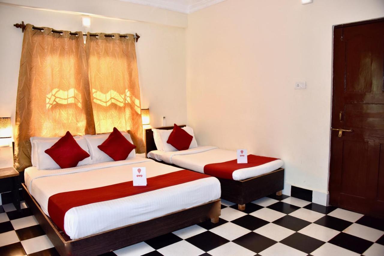 Oyo 9522 Hotel Villa Fatima Comforts Baga Bagian luar foto